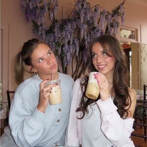 Meet your Posher, Ava